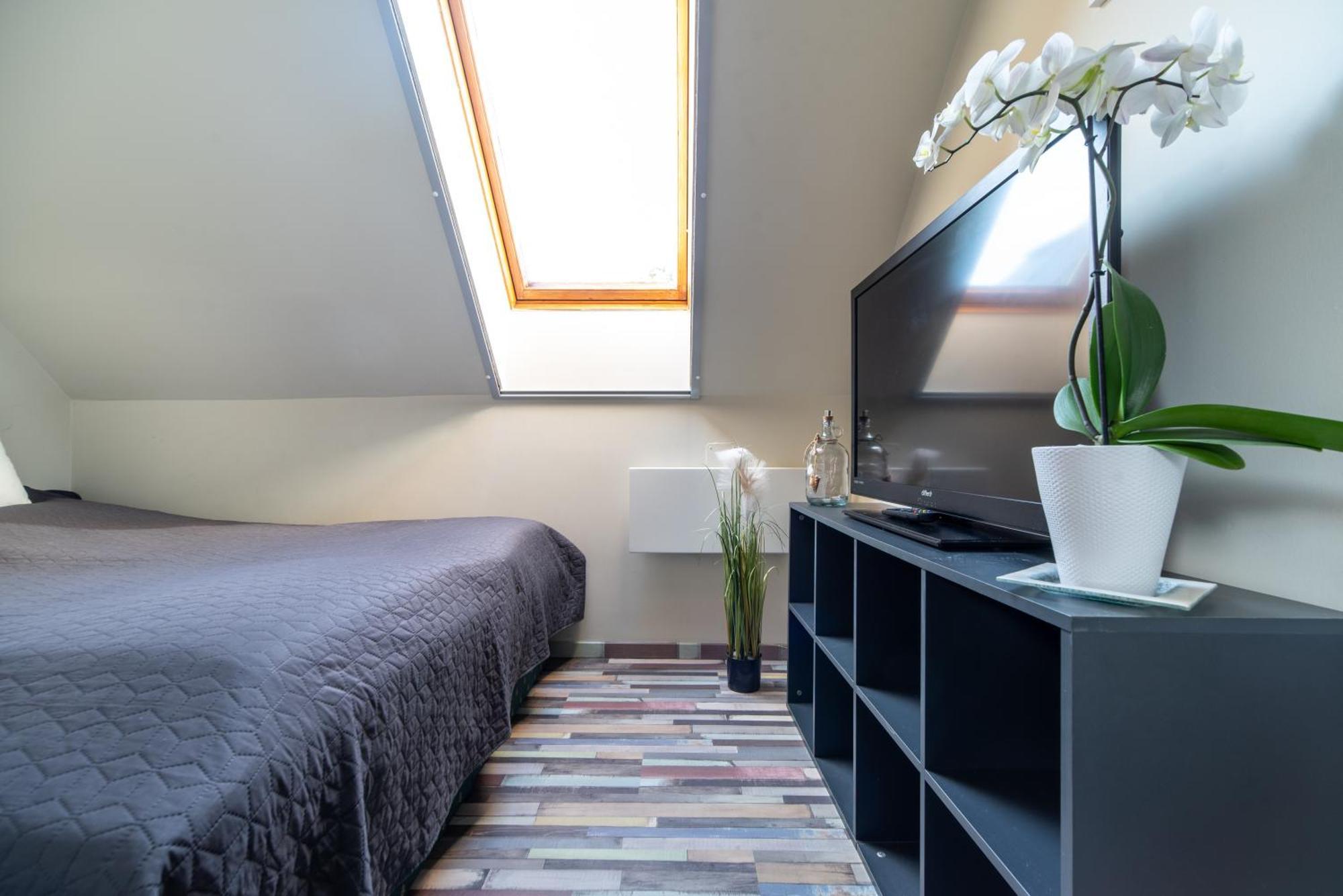 Buzavirag Apartman Keszthely Exteriér fotografie