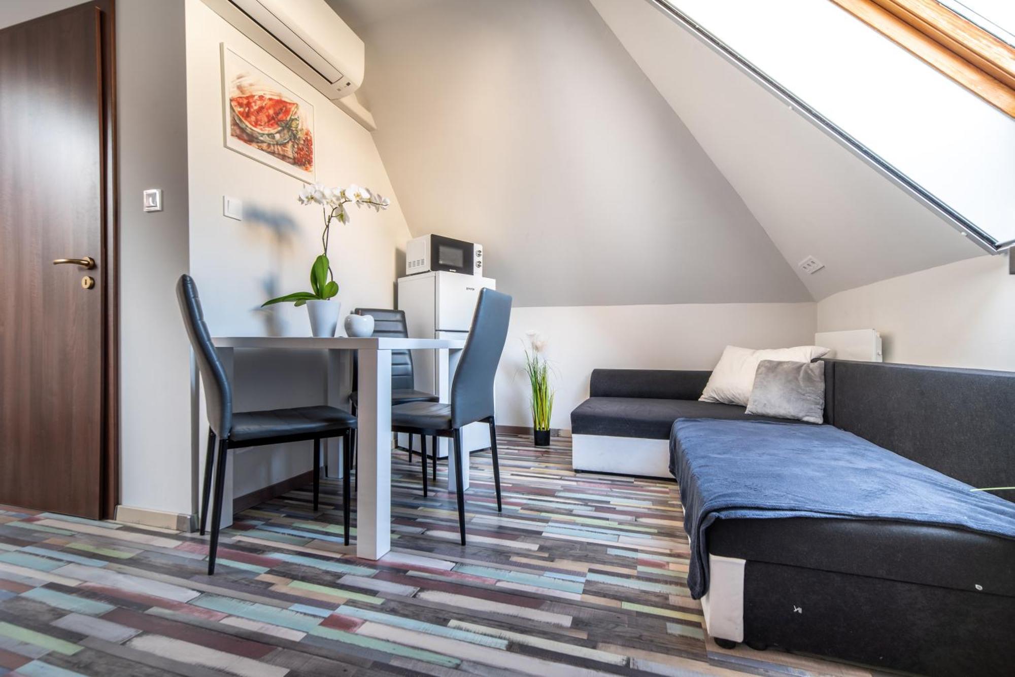 Buzavirag Apartman Keszthely Exteriér fotografie