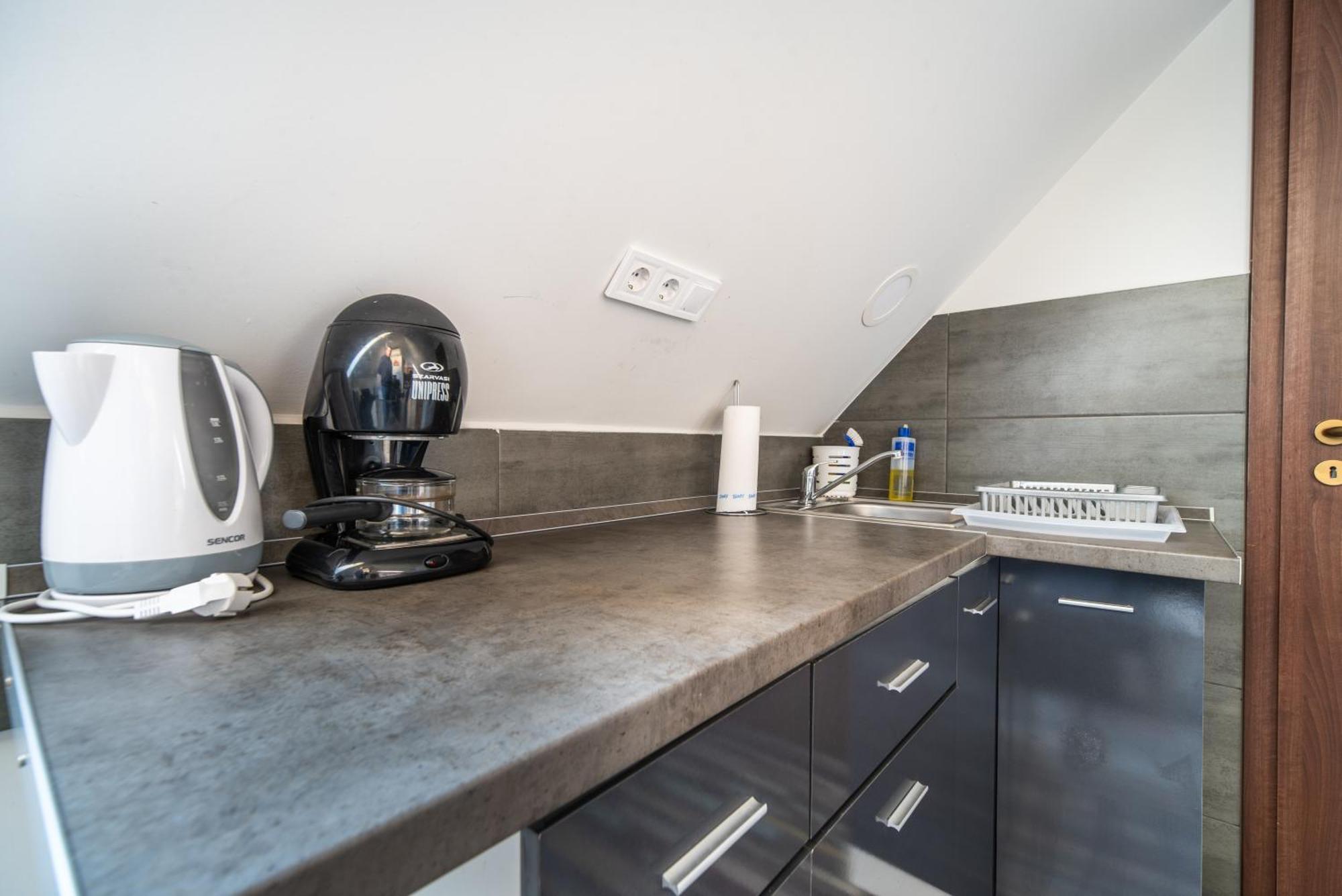 Buzavirag Apartman Keszthely Exteriér fotografie